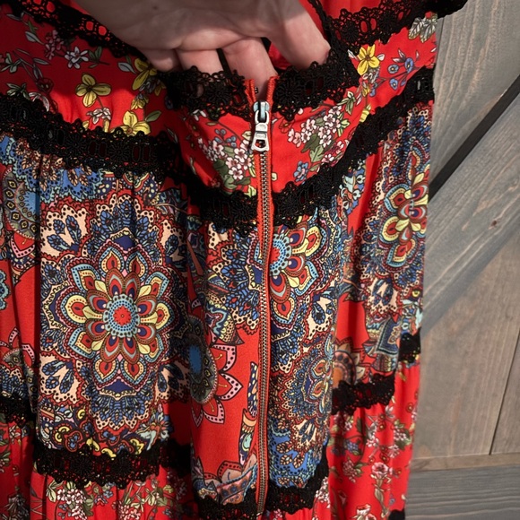 Alice + Olivia Red and Black Floral Maxi Dress EUC size 14 - Picture 6 of 10